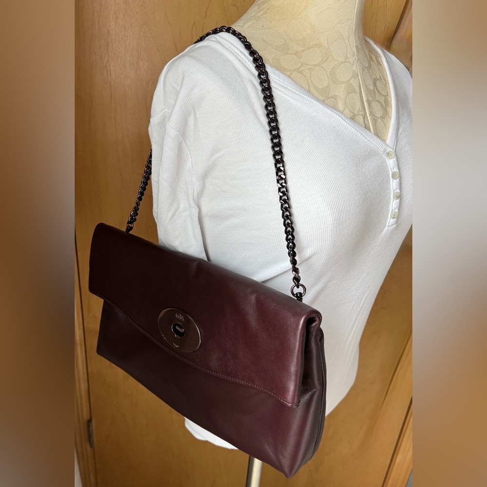 NWT Coach smooth leather large turnlock clutch 33532 in VPOXB Oxblood rose gold